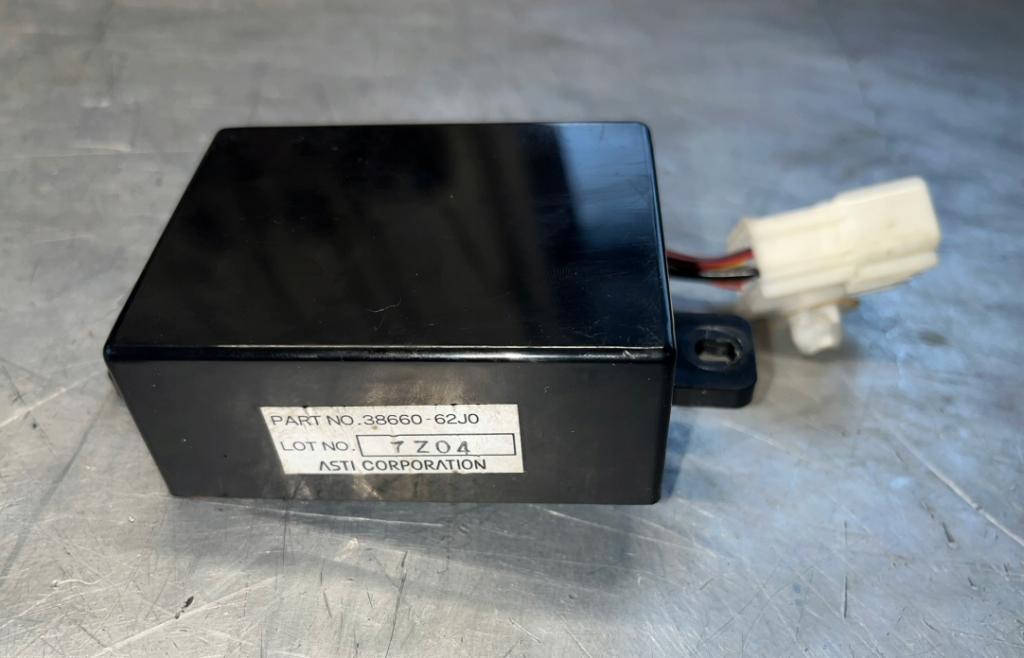 SUZUKI SWIFT MK6 Riadiaca jednotka Modul 38660-62J0