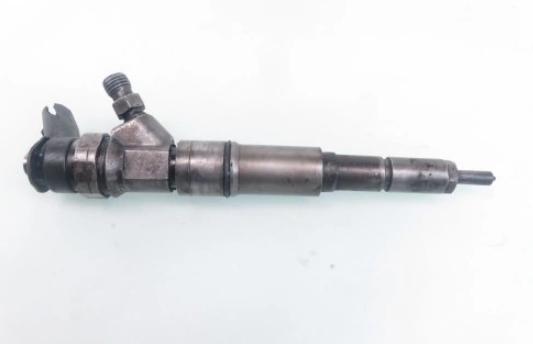 BMW E46 318d  M47 D20 1998-2007 2.0d 116 HP manual 85 kW  vstrek 0445110149 (Vstrekovače) - prasknuty konektor