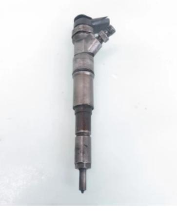 BMW E46 318d  M47 D20 1998-2007 2.0d 116 HP manual 85 kW  vstrek 0445110149 (Vstrekovače) - prasknuty konektor