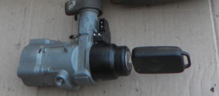 Mercedes W124 E250d 2.5 113 Hp stlpik riadenia prepinac spinacia skrinka