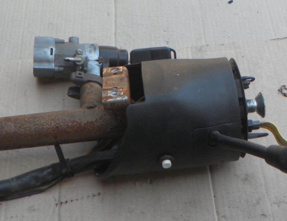 Mercedes W124 E250d 2.5 113 Hp stlpik riadenia prepinac spinacia skrinka