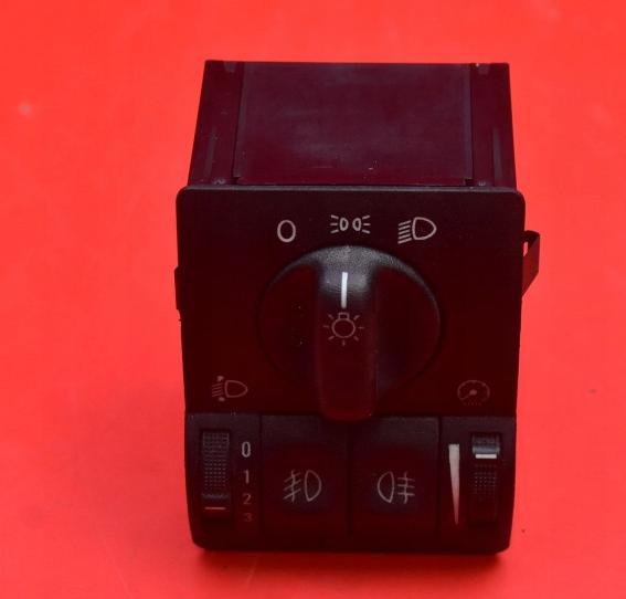 OPEL ASTRA G liftback (T98) 1998 - 2009(F08, F48) 66 kW 2007 - 2009  Spínač svetiel 09180770
