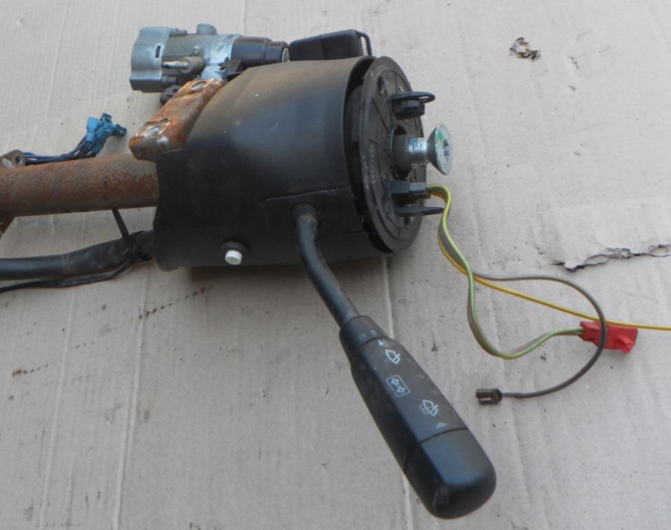 Mercedes W124 E250d 2.5 113 Hp stlpik riadenia prepinac spinacia skrinka