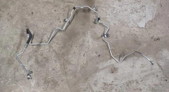 Renault Talisman 2015-2022 1.6 dci 131 HP automatic 96 kW 1598 cm3 4- rúrka klimatizácie 924405426R