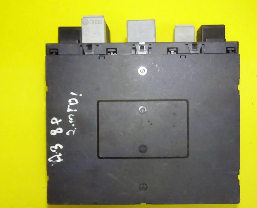 AUDI A3 Sportback 8P BORDNETZ  8P0907279F