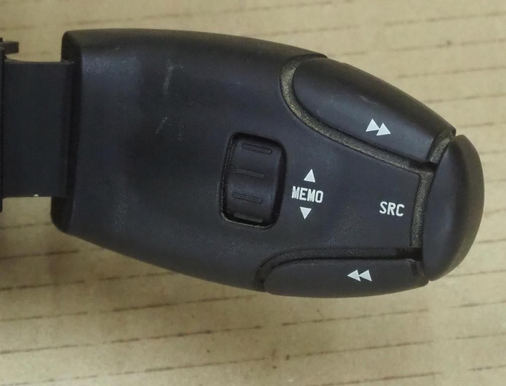 Peugeot 206 1.6 16v 109 HP manual 80 kW 1587 cm3 5- prepínač 96605654XT