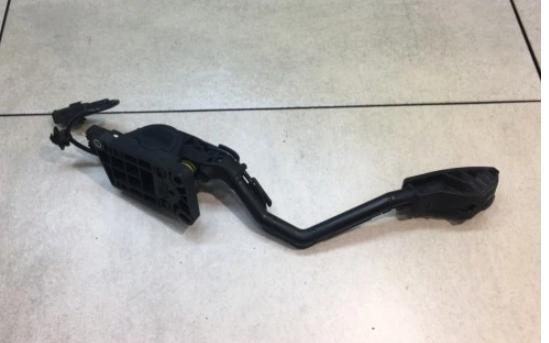 PEUGEOT 407  CITROEN C5 1.6 HDI pedál plynu  9650341780 0280755012 