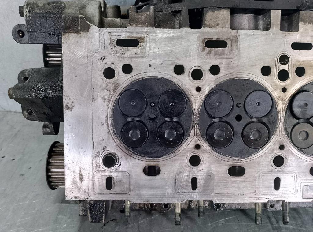 RENAULT ESPACE IV (JK0/1_) MINIVAN 2004 110,00 2.2 dCi (JK0H) 150 - G9T 742 2188,00 hlava 8200005876