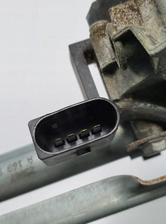 MERCEDES W245  mechanismus stěračů přední EU A1698202140