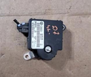 AUDI Q7 4L  Modul akumulatora  Riadiaca jednotka 4L0915181 (Ostatné)