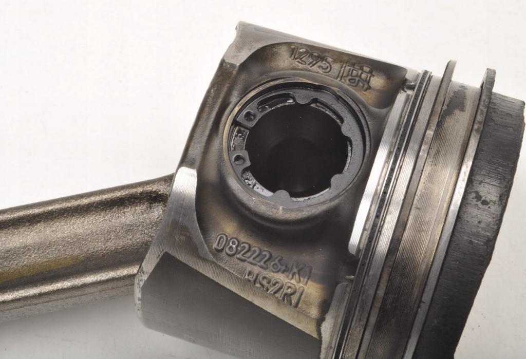 ALFA ROMEO 159 2.4 JTDM 154kW pist ojnica motora 939A9000 082226