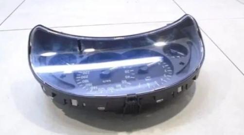 OPEL CORSA C (X01) 2000 - 2009    1.0 (F08, F68) 43 kW [58 KM] benzyna 2000 - 2003  Prístrojovka 09194496