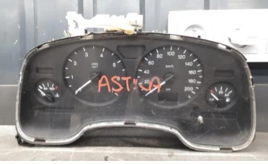 OPEL ASTRA II G 1.6 16V pristrojova doska 90561454QN