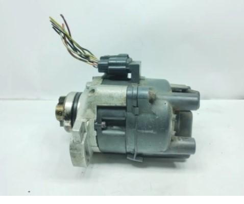 Mazda 323f 1.5 16V - 88 HP manual 65 kW 1489 cm3  Rozdeľovač - T2T60371