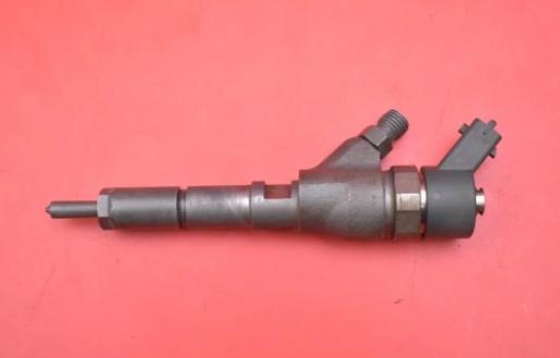 CITROEN BERLINGO 1 I 2.0 HDI 90HP  96-02 vstrekovač 9635196580