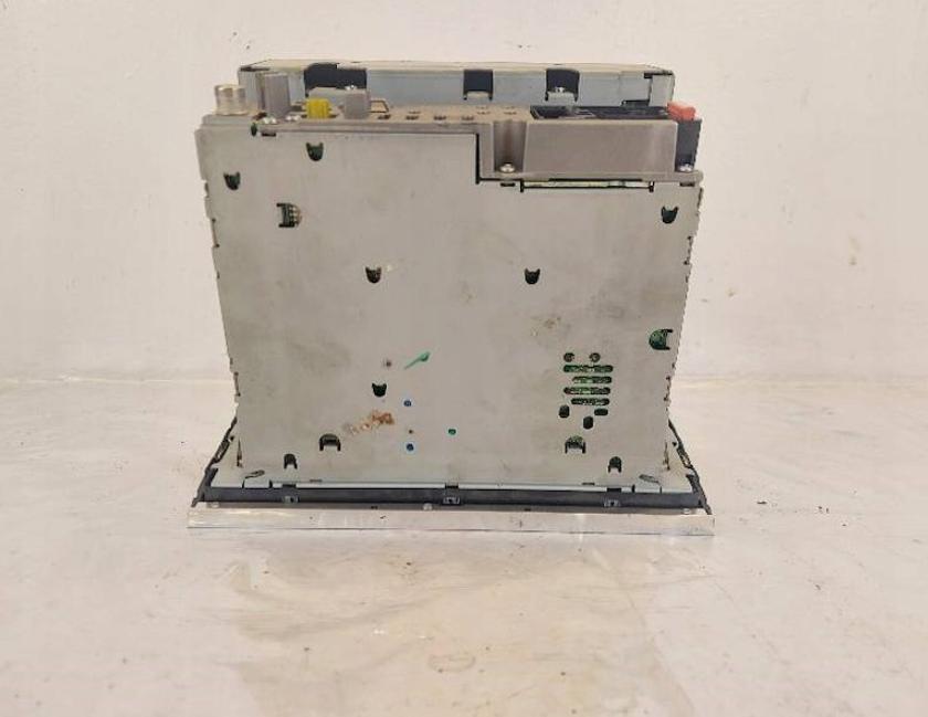 AUDI A4 B6 Avant (8E5) 2000 - 2005    2.5 TDI 120 kW [163 KM] olej napędowy 2002 - 2004  RADIO 8E0035195M kod nemáme