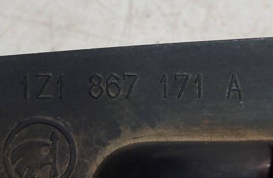 Skoda Octavia Mk2 (  Prepínač okien 1Z1867171A (Prepínače, spínače, tlačidlá a ovládače kúrenia)