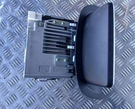 Mazda III radio displej navigacia BHP1611JOD