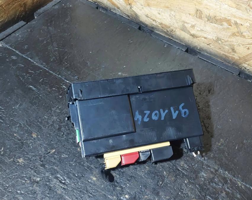 Audi A6 C5 1997-2004 2.5 tdi 179KM manual 132 kW 2496 cm3 5- panel kúrenia 4B0820043Q