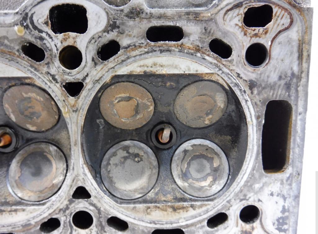 OPEL CORSA C D 1.2 12V  Hlava valcov Z12XEP