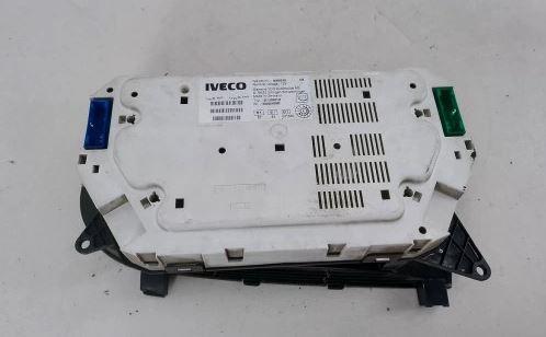 Iveco Daily III 1999-2006 2.8 HPI 145 HP manual 107 kW 2800 cm3 2- prístrojovka/ budíky 504055193