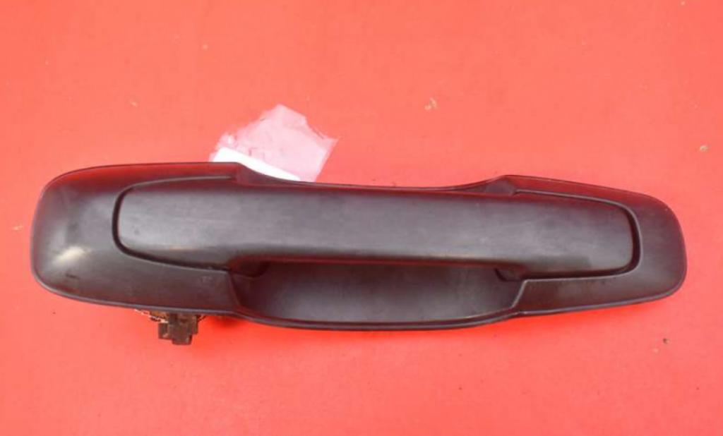 SUZUKI GRAND VITARA I 98-05 KĽÚČKA PREDNÁ ĽAVÁ ČIERNA 82820-65D00