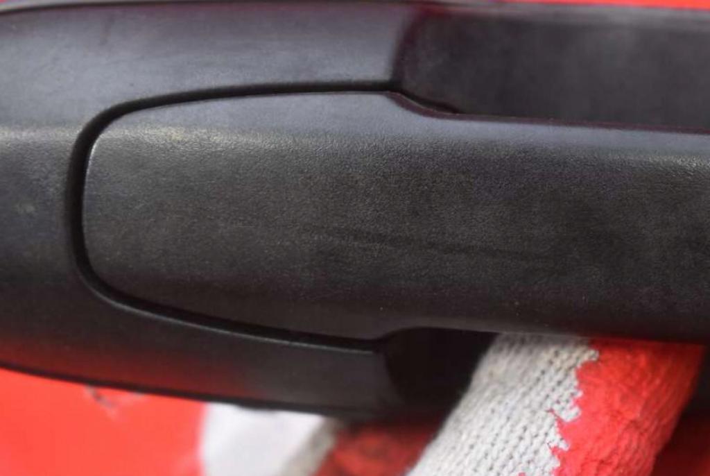 SUZUKI GRAND VITARA I 98-05 KĽÚČKA PREDNÁ ĽAVÁ ČIERNA 82820-65D00