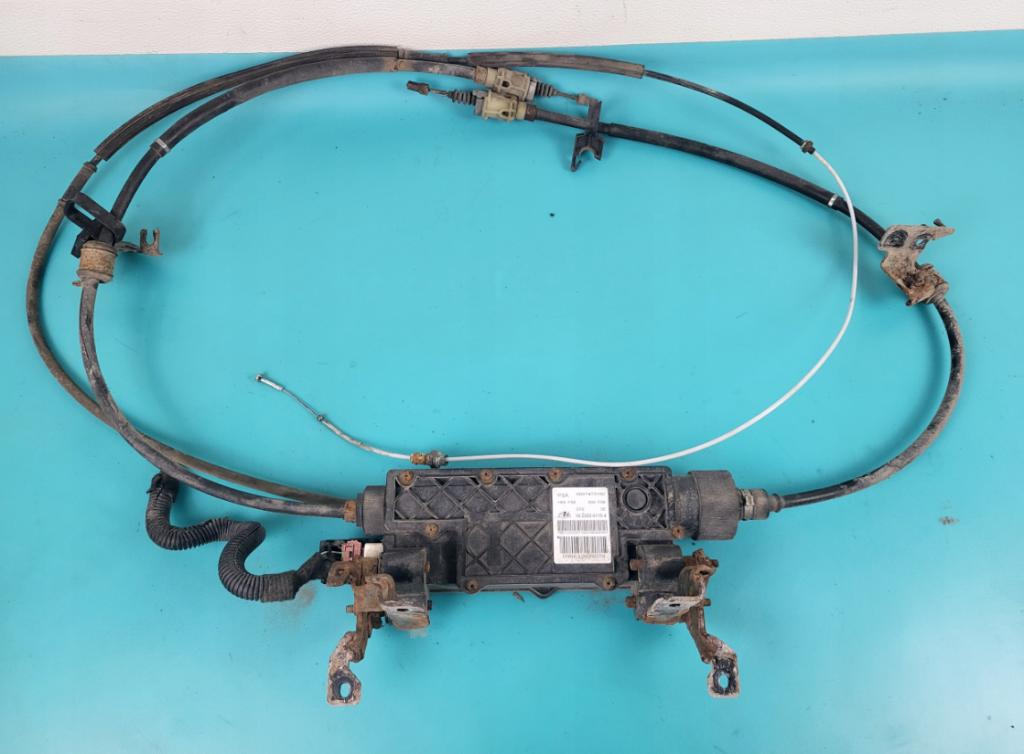 CITROEN C5 III (RD_) 2008 - 2022    2.0 HDi (RDRHDA) 100 kW [136 KM] olej napędowy 2008 - 2022  BRZDA: ručný elektrický 9687473180 (Ručné brzdy)