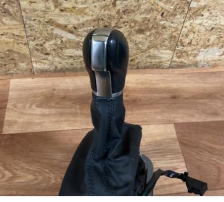 Volkswagen Touareg II  Páka kulisa automat 7P1713025D