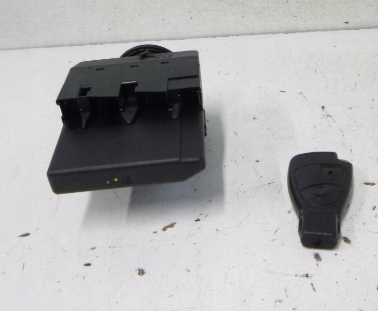 MERCEDES-BENZ KLASA C (W203)  spinačka 2035450108