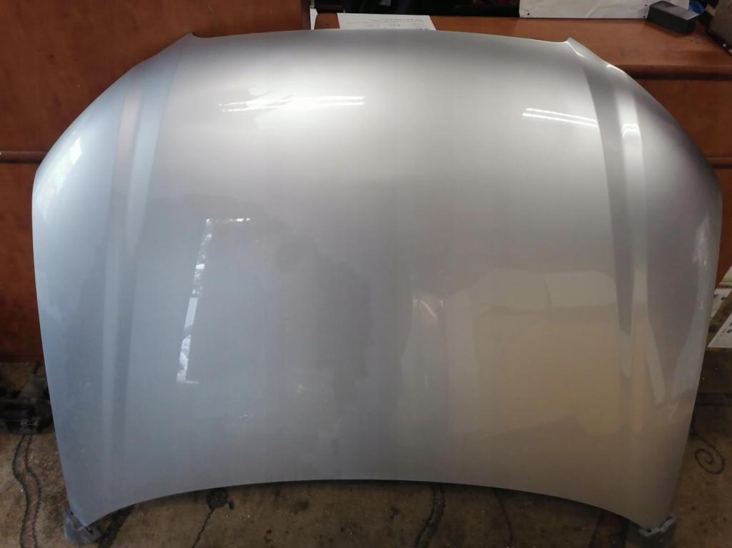 AUDI A3 8P 2008-2012 kapota LX7W