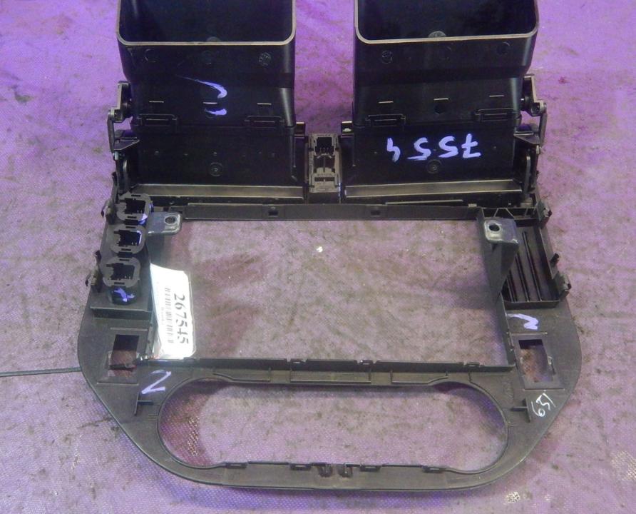 Ford C-Max I 2003-2010 2.0 TDCI 136 HP manual 100 kW 1997 cm3 5- Rám: rádio: 3M51-18522-BDW