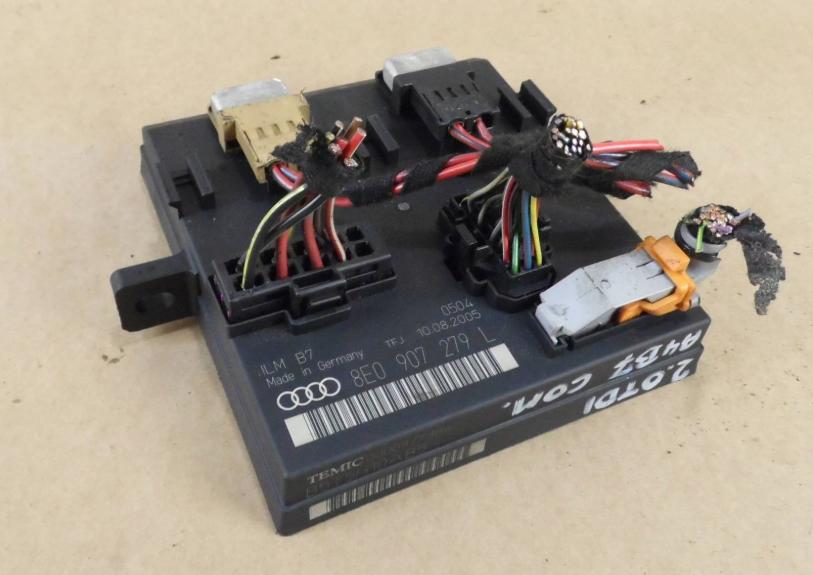 Audi A4 B7 2004-2008 3.0 tdi  modul riadiaca jednotka 8E0907279L (Ostatné)