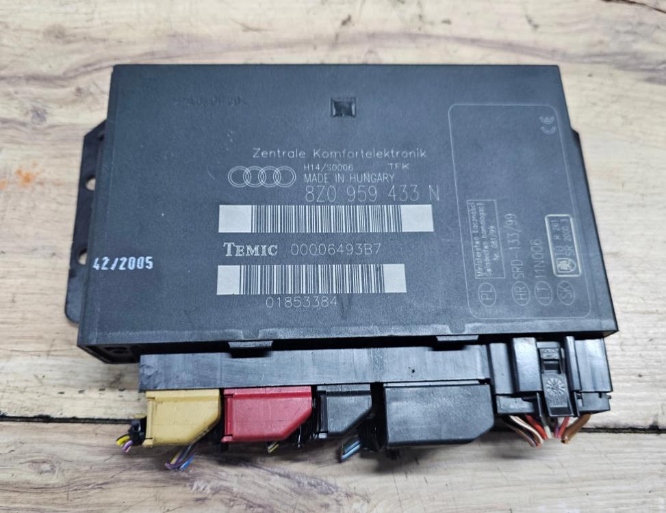 Audi A2 2002 riadiaca jednotka Komfortu 8Z0959433N