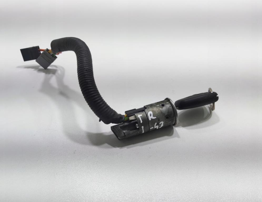 RENAULT TRAFIC II VIVARO spinačka