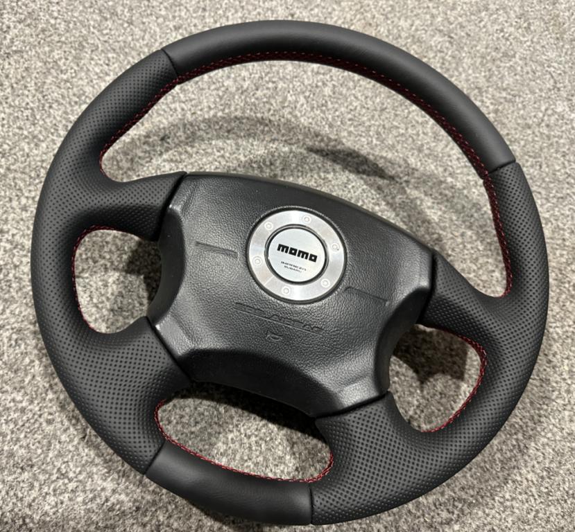 Subaru Impreza WRX Momo GD GC8 GG Forester  volant s novým obšitím