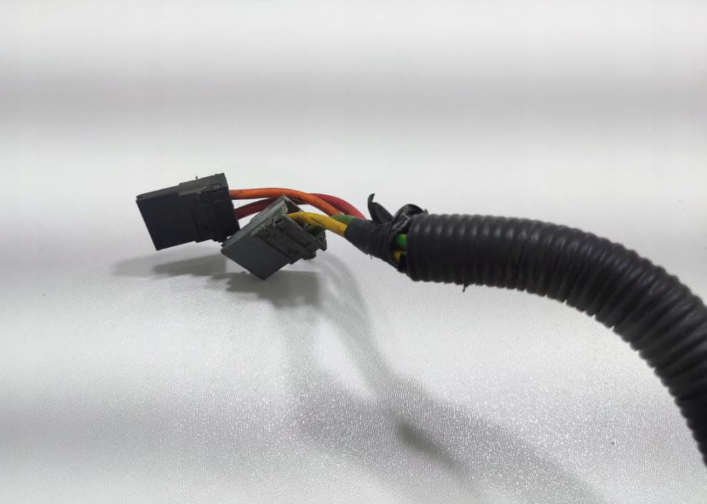 RENAULT TRAFIC II VIVARO spinačka