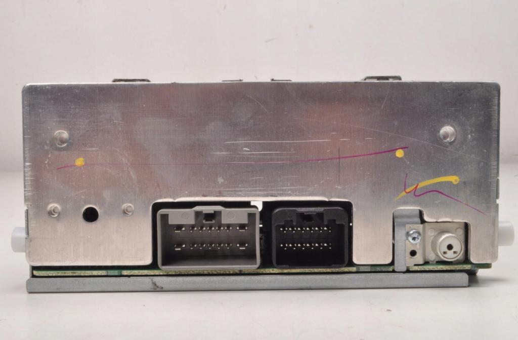 FORD FIESTA VI (CB1, CCN) 2008 - 2022   1.6 TDCi 66 kW 2008 - 2012  RADIO 8A6T-18C815-BP (Audio zariadenia)