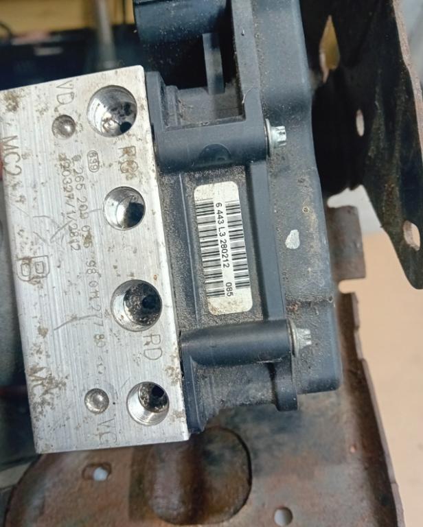 Citroen Berlingo II  2014  III 1.6HDI 75KM 08-18 1600 Pumpa ABS 9801127580 (Pumpy ABS)