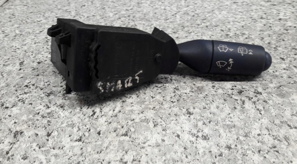 smart fortwo I spínač stieračov 993794005