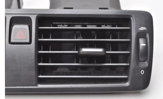 VOLVO V50   2009 136 kW   1997 Mriežky kúrenia 39863758