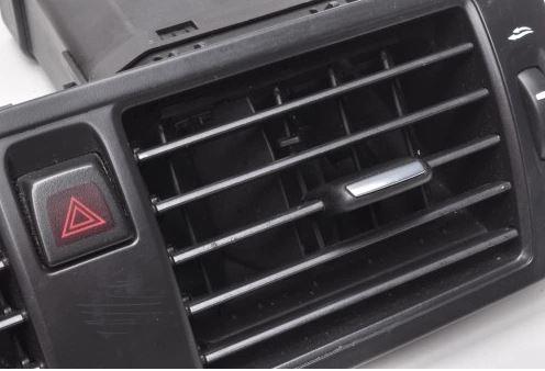 VOLVO V50   2009 136 kW   1997 Mriežky kúrenia 39863758