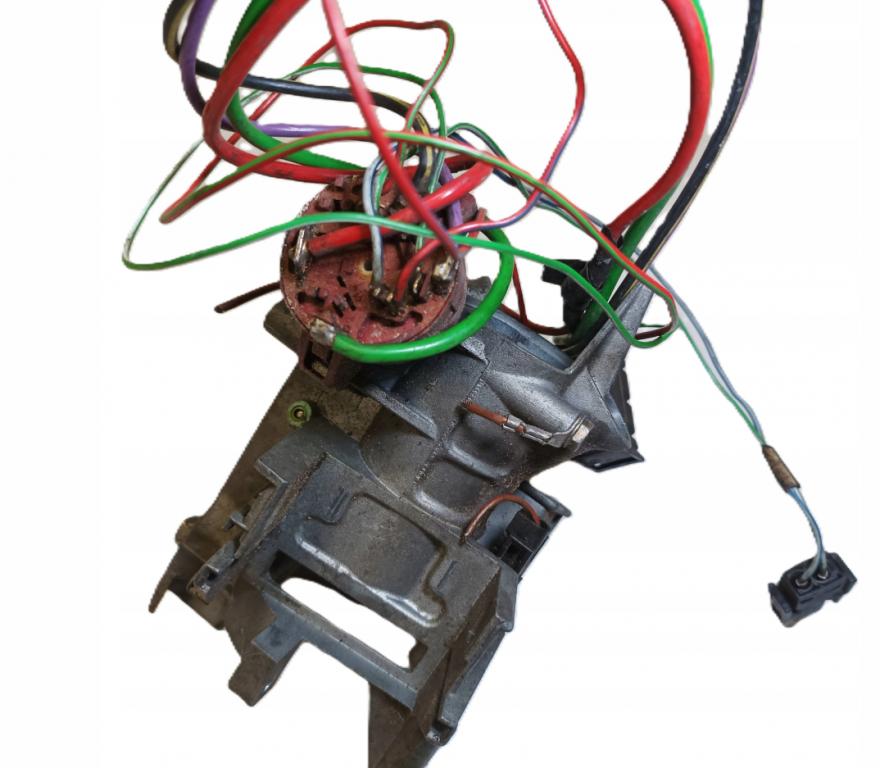 BMW 5 E34  1988  SEDAN 4D 2.4TD 115KM 87-96 2500 spinačka 1155240