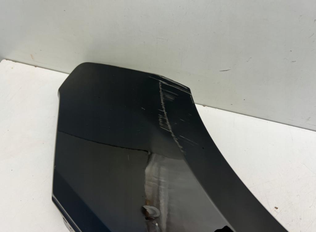 AUDI A4 B9 8W ZDVIHNÝ PREDNÝ PRAVÝ PREDNÝ BLATNÍK ORIGINÁL OEM 19-24