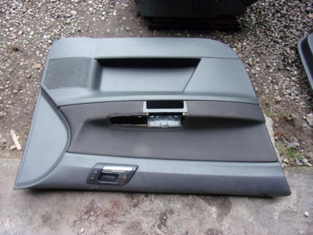 VW Polo 9N Lift 05-09 5D Nice EU Goal Sada sedadiel predné zadné bočné panely