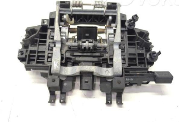 Audi A8 D3 Kľučka dveri lava 4E0949137