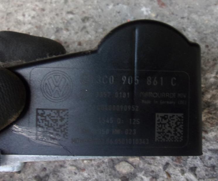 VW Passat B6  blokáda tyče volantu 3C0905861C