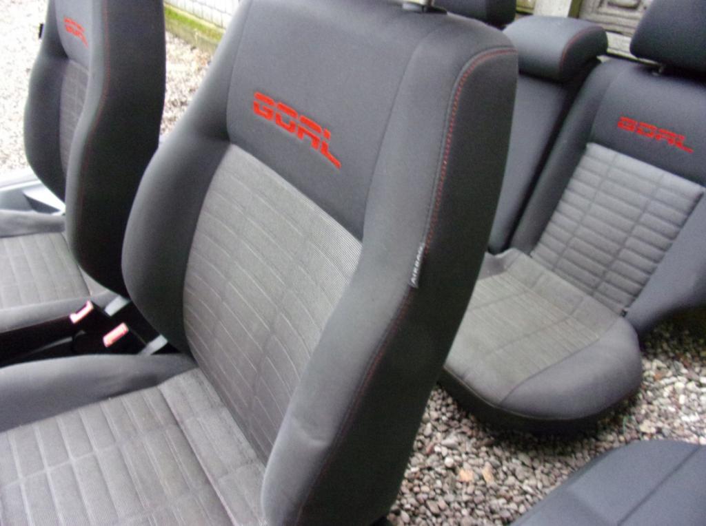 VW Polo 9N Lift 05-09 5D Nice EU Goal Sada sedadiel predné zadné bočné panely