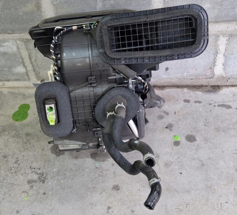 Nissan Qashqai J11 2015 radiator 272104EA0B