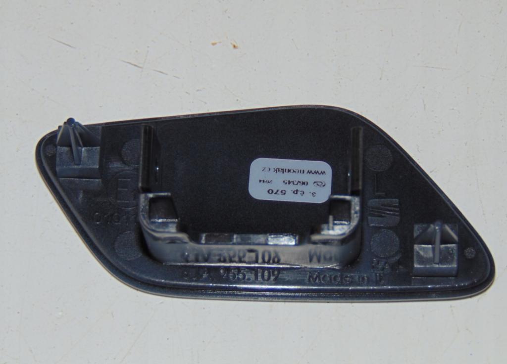 SEAT TOLEDO  IV  Kryt ostrekovača 6JA955109
